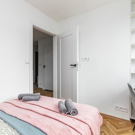Superapart Zelazna 34 Варшава Екстер'єр фото